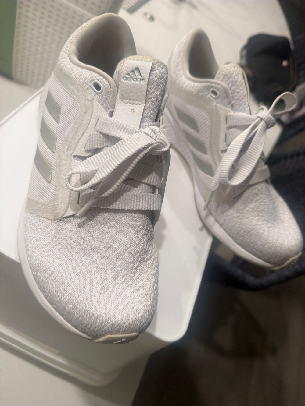 Adidas women’s Lightweight White Sneakers with grey stripes